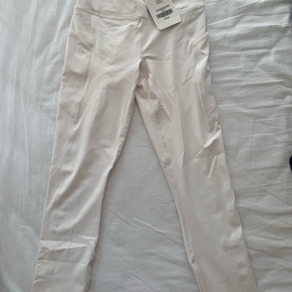 Leggings High-waisted 7/8 off-white new with tags - Picture 3 of 4